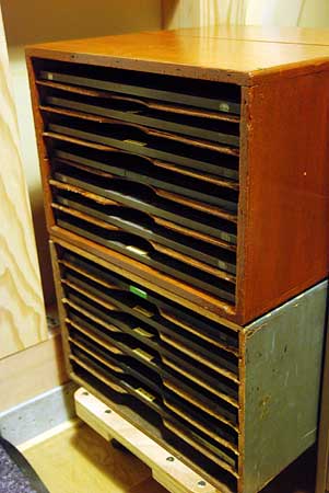 SK-3RY用文字盤を棚に収納