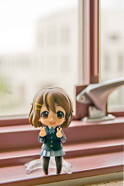 豊郷小学校・講堂とねんどろいど平沢唯