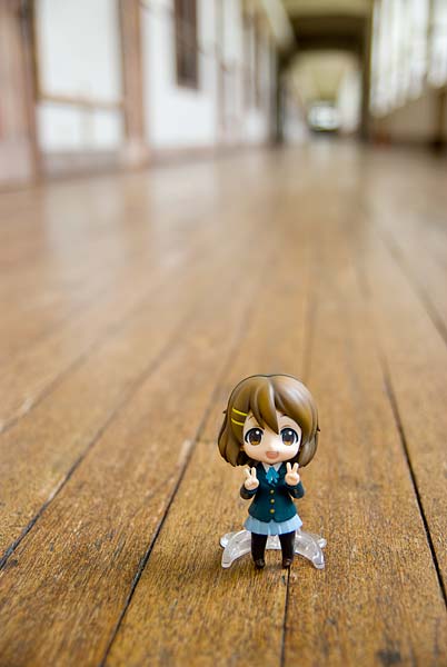豊郷小学校・廊下とねんどろいど平沢唯