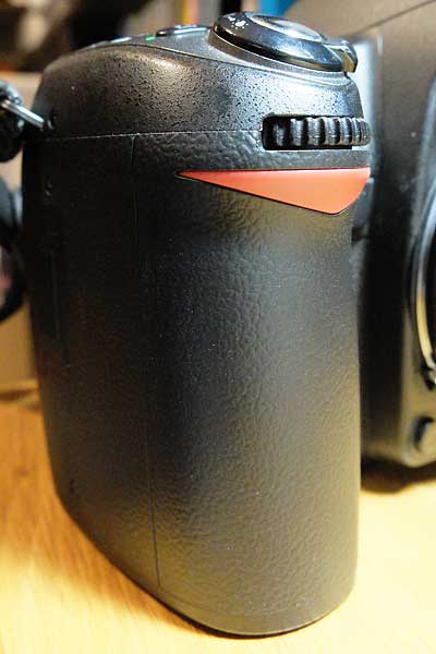 Nikon D80・グリップ交換後
