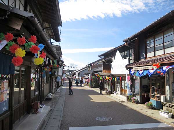 恵那市岩村町(ふくろう商店街)
