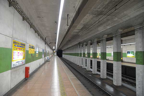長野電鉄市役所前駅