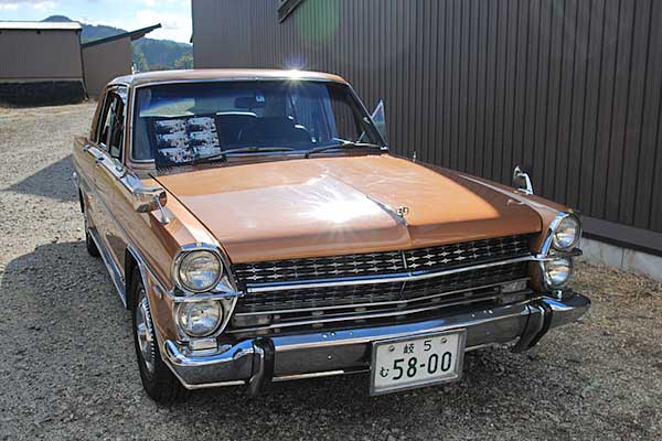 日産グロリアスーパーデラックス